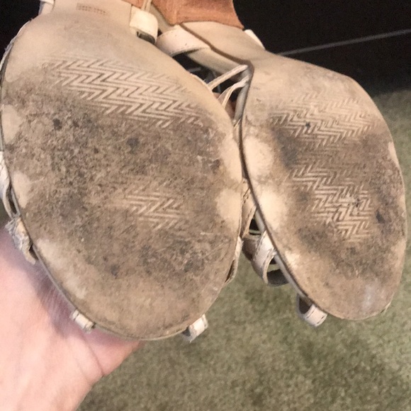 Strappy sandals - Picture 2 of 8